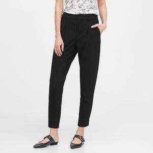 Banana Republic HIGH-RISE TAPERED CROPPED PANT Black Petite
